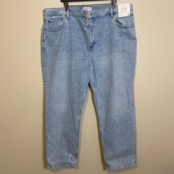 Abercrombie Ultra High Rise 90s Straight Jean NWT - Picture 4 of 9